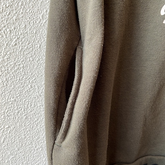 Disney Chip and Dale Hoodie sleeveless size medium - Picture 10 of 11